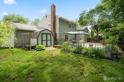 6 Eileen Court East Brunswick NJ 08816
