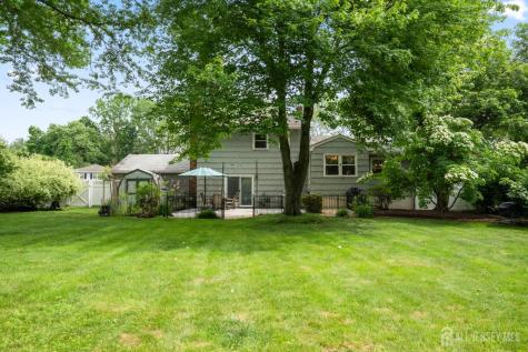 6 Eileen Court East Brunswick NJ 08816