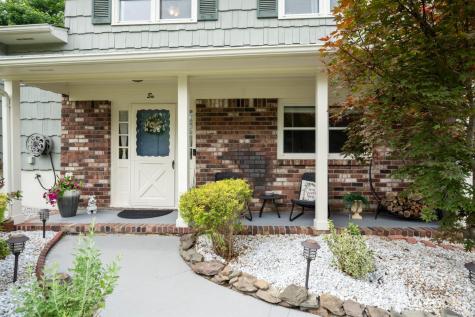 6 Eileen Court East Brunswick NJ 08816