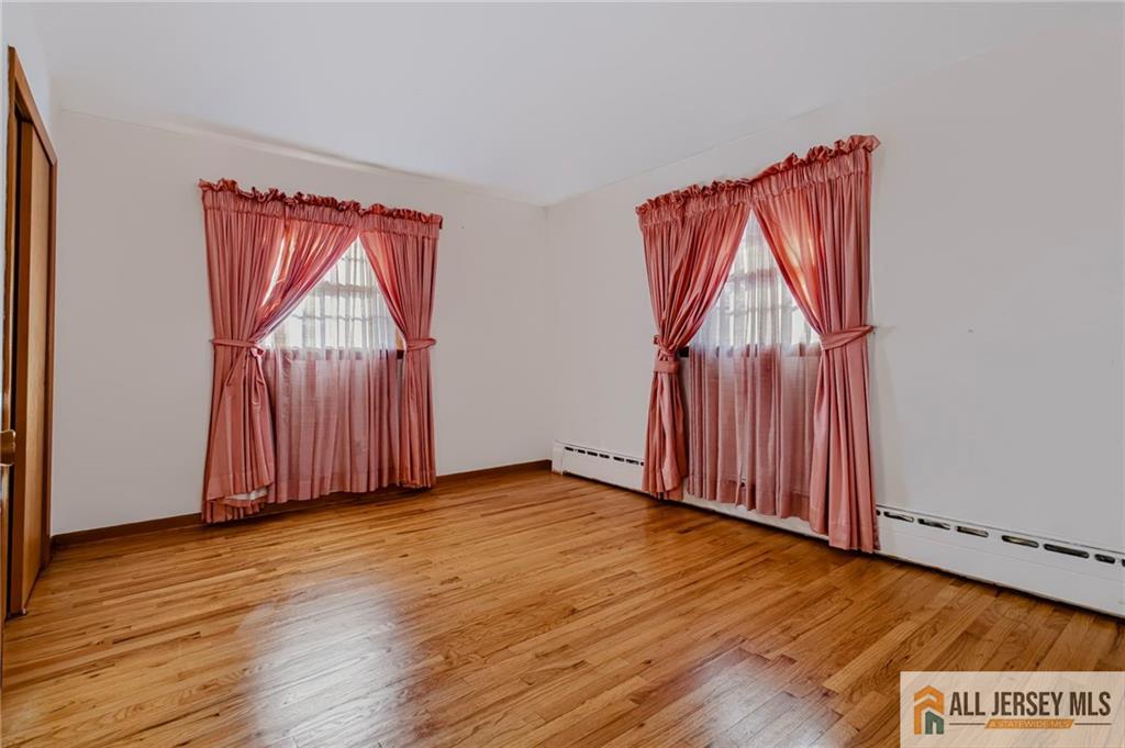 724 Columbus Circle Perth Amboy NJ 08861