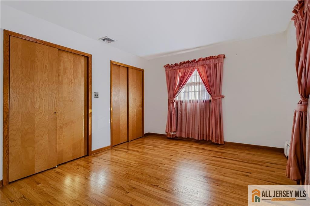 724 Columbus Circle Perth Amboy NJ 08861