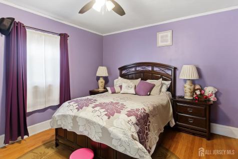 120 Montrose Street Newark NJ 07106