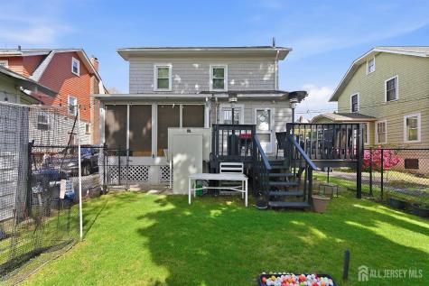 120 Montrose Street Newark NJ 07106