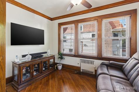 120 Montrose Street Newark NJ 07106