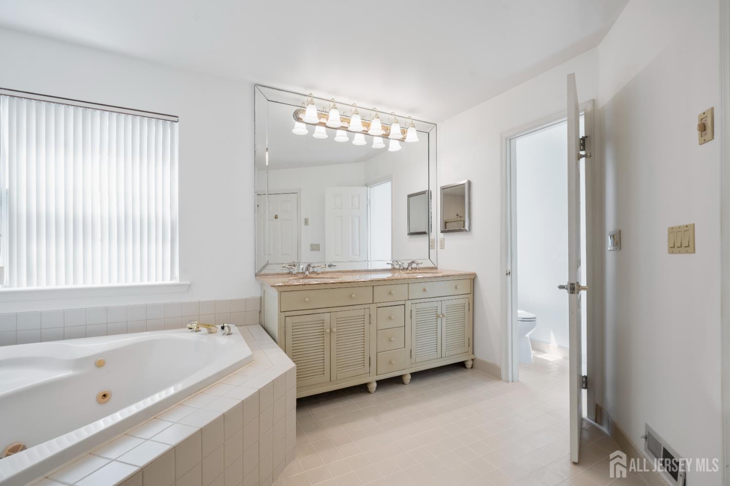 23 Aldingham Circle East Brunswick NJ 08816