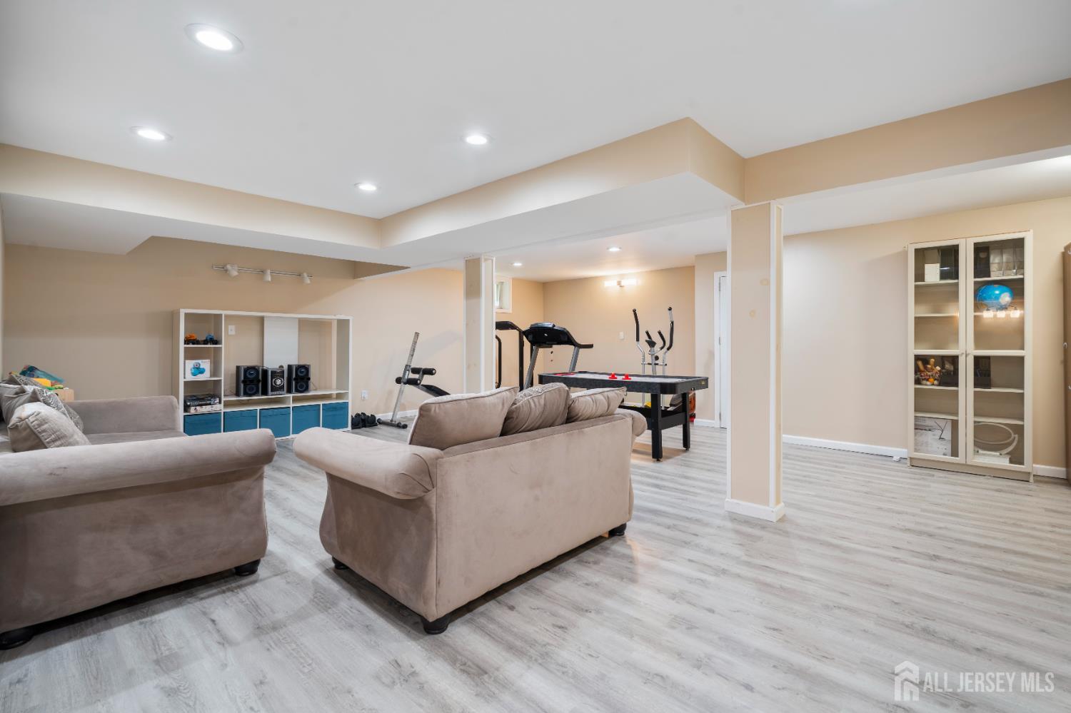 23 Aldingham Circle East Brunswick NJ 08816