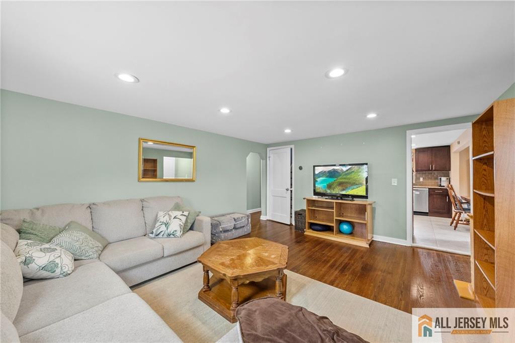 366 William Street Piscataway NJ 08854