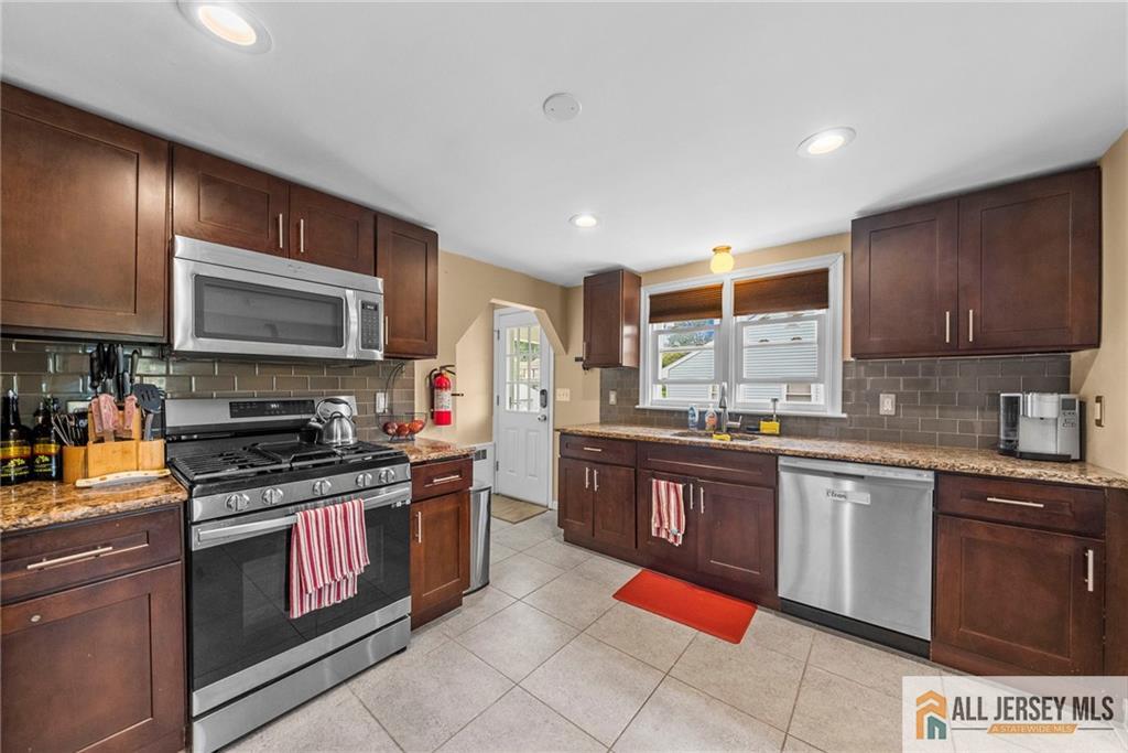 366 William Street Piscataway NJ 08854