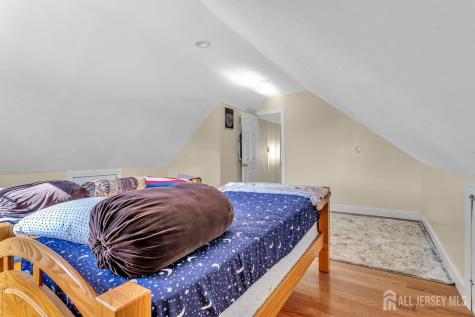 109 S Harrison Avenue Iselin NJ 08830