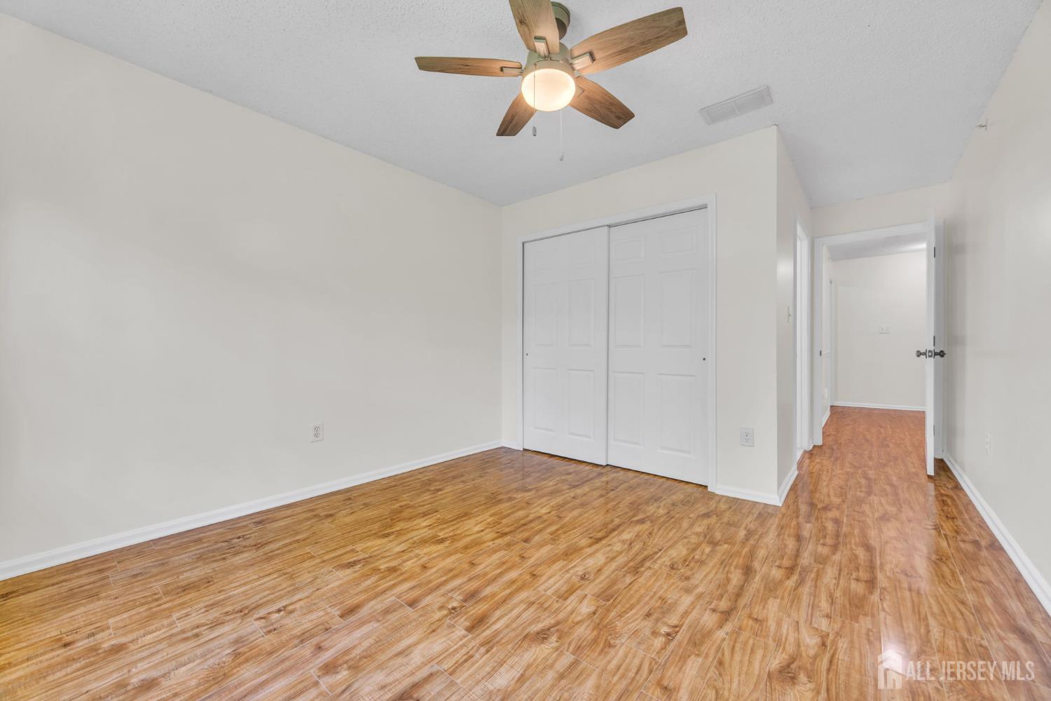 273 Prestwick Way Edison NJ 08820