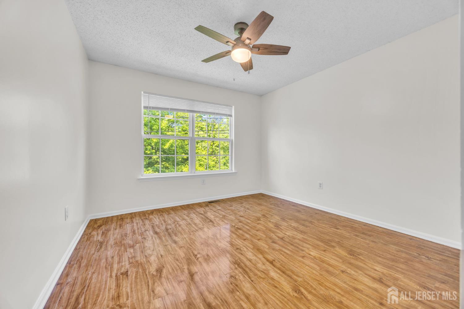 273 Prestwick Way Edison NJ 08820