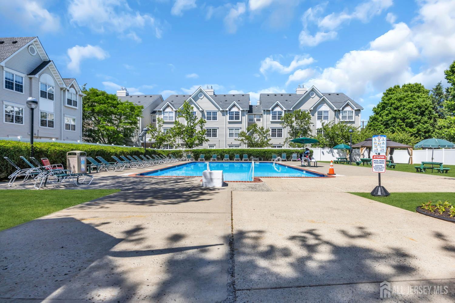 273 Prestwick Way Edison NJ 08820
