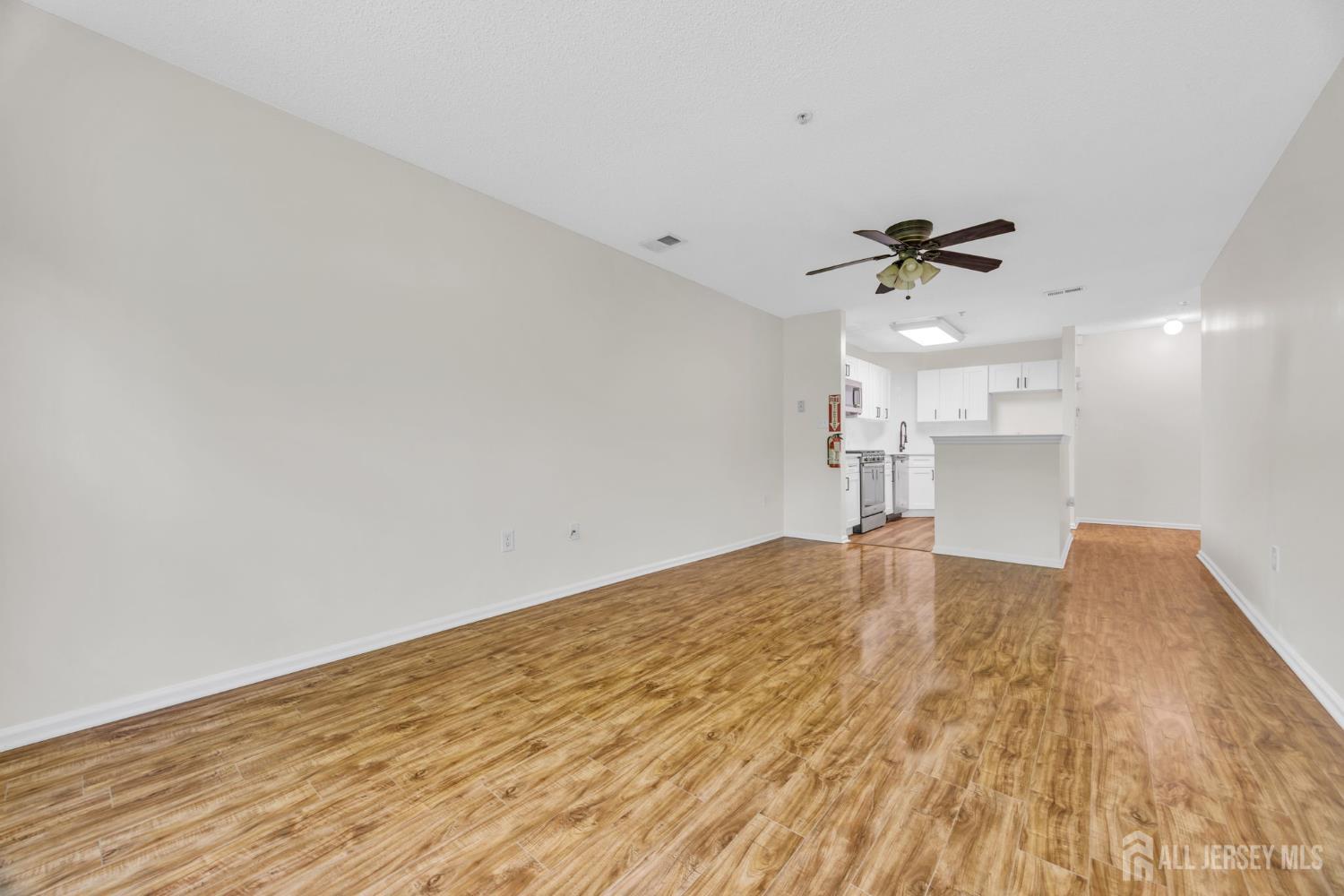 273 Prestwick Way Edison NJ 08820