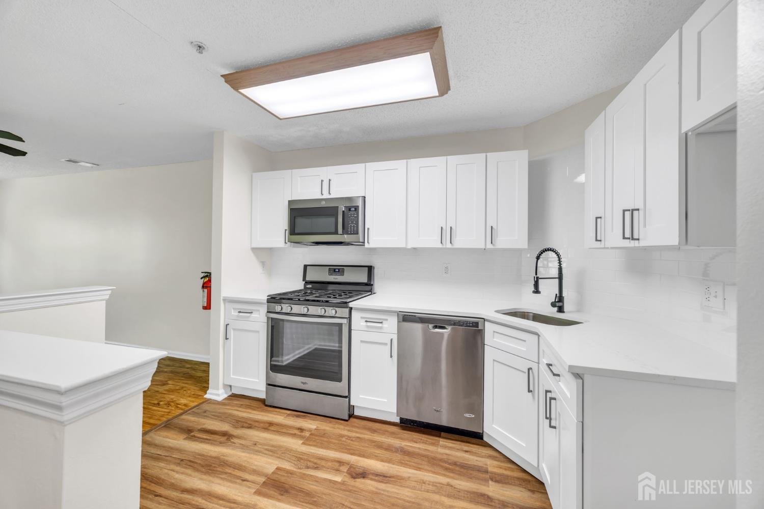 273 Prestwick Way Edison NJ 08820