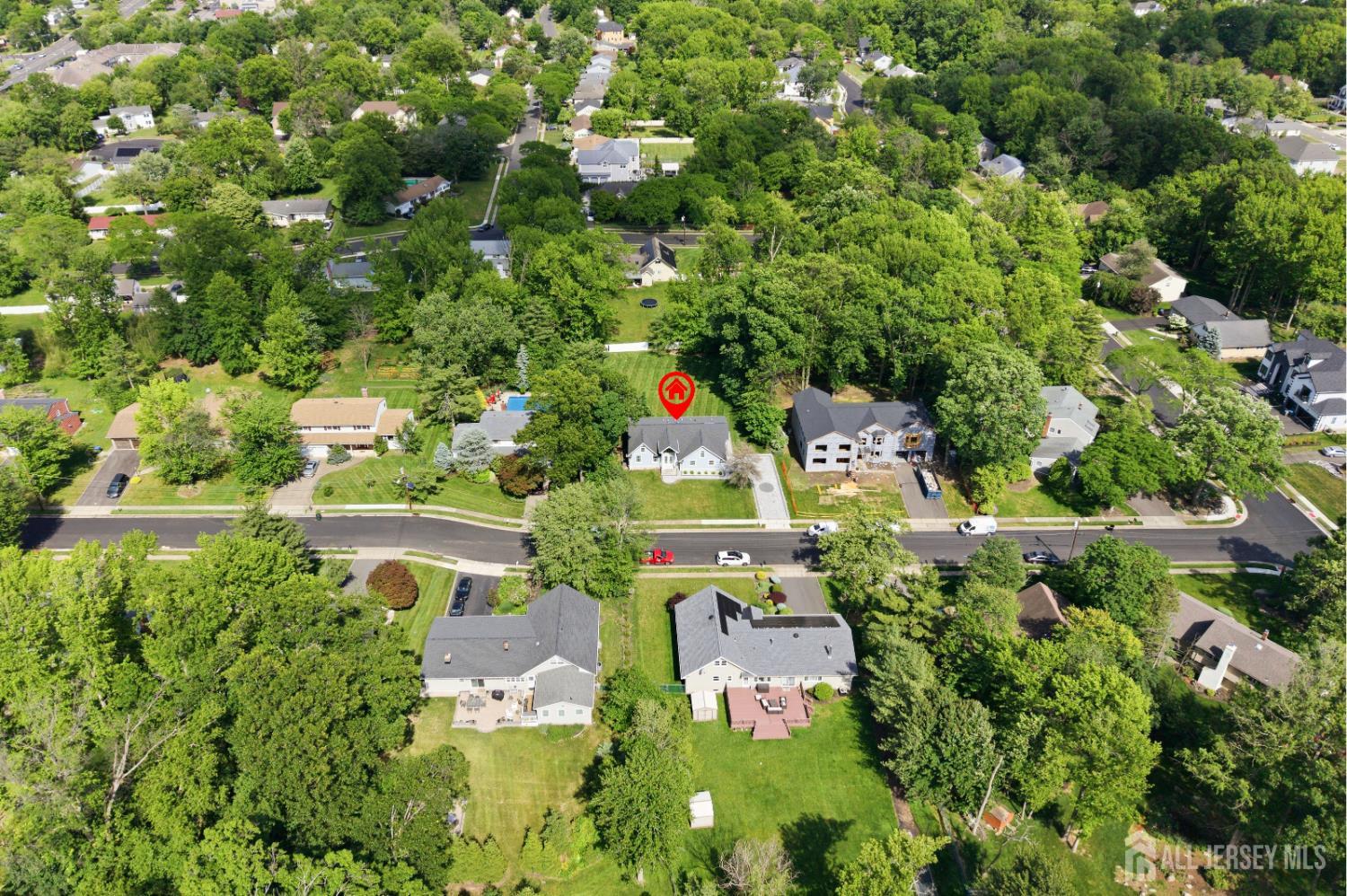 6 Whitewood Road Edison NJ 08820