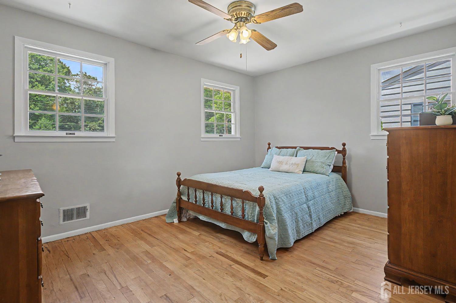 287 Crestwood Drive Milltown NJ 08850