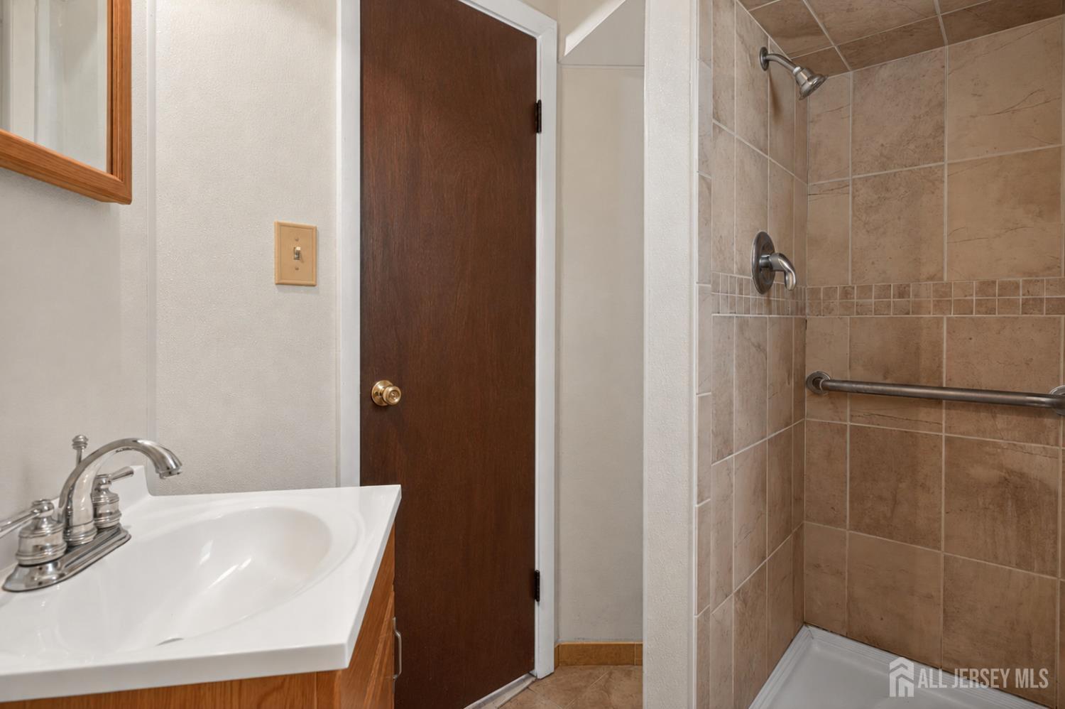 287 Crestwood Drive Milltown NJ 08850