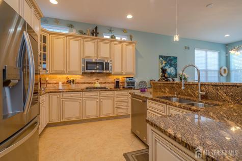 5 Long Cove Drive Monroe NJ 08831