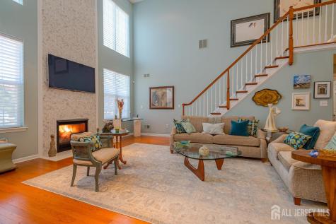 5 Long Cove Drive Monroe NJ 08831