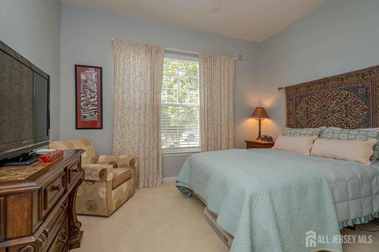 5 Long Cove Drive Monroe NJ 08831