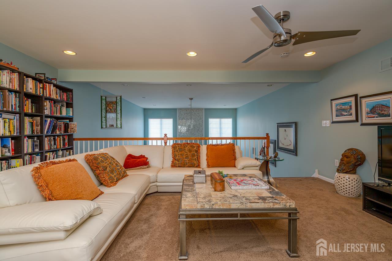 5 Long Cove Drive Monroe NJ 08831