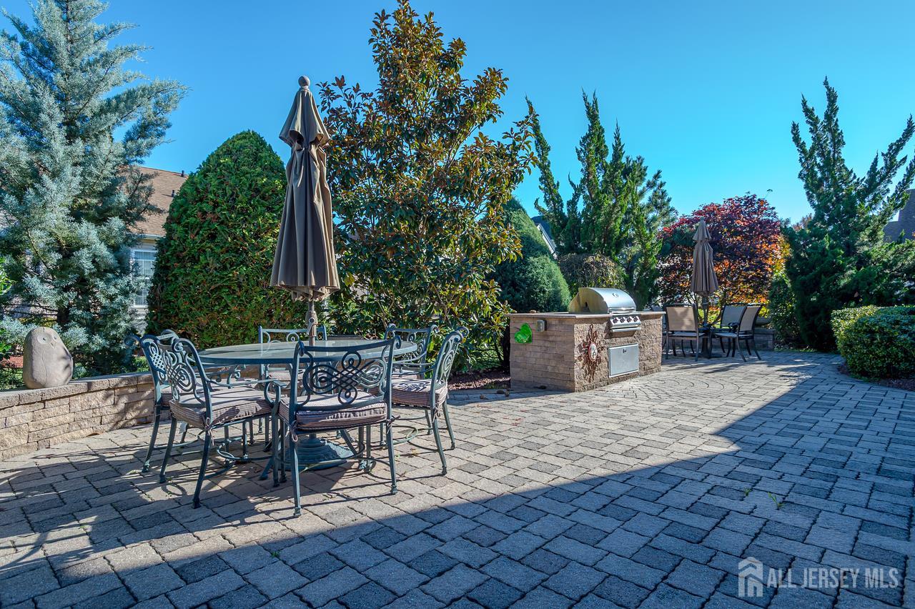 5 Long Cove Drive Monroe NJ 08831