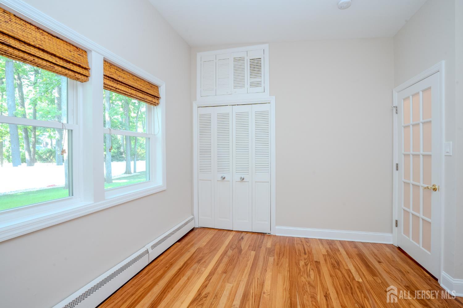 12 Taylor Drive New Brunswick NJ 08901