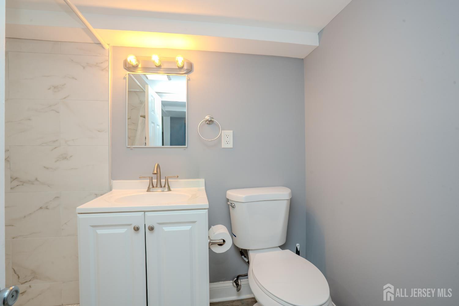 12 Taylor Drive New Brunswick NJ 08901