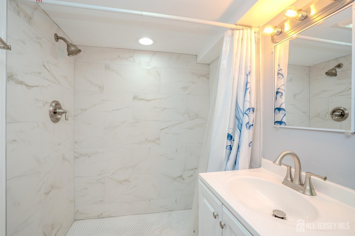 12 Taylor Drive New Brunswick NJ 08901