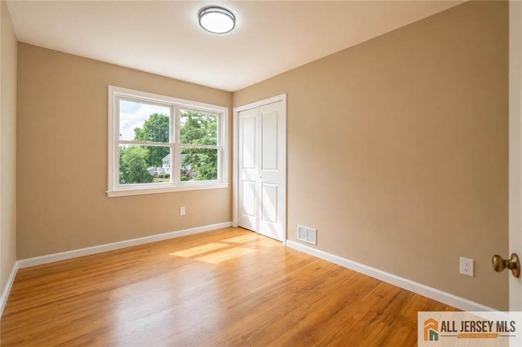 31 Shearn Drive Middlesex NJ 08846