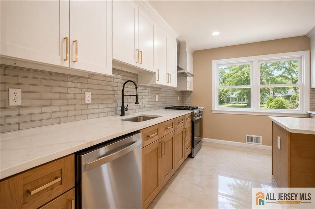 31 Shearn Drive Middlesex NJ 08846