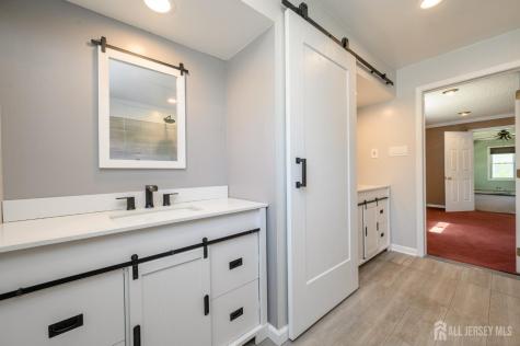27 S Lenola Road S Moorestown NJ 08057