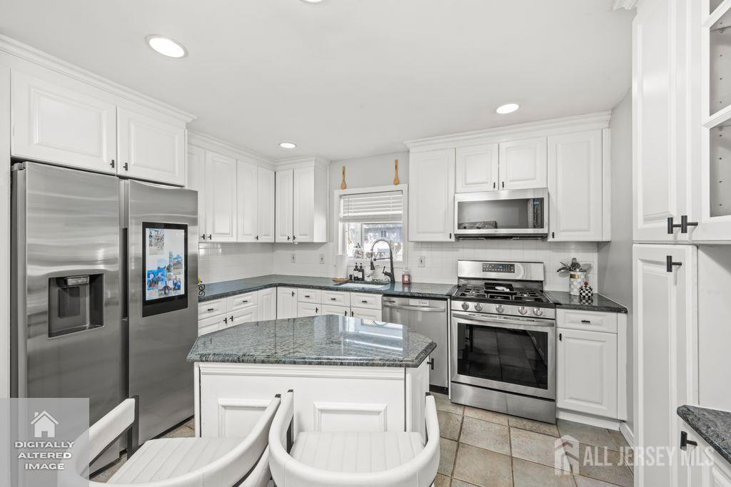158 Grandview Avenue Edison NJ 08837