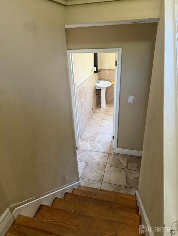 557 Renewal Way Port Reading NJ 07064