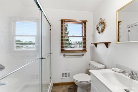 306 Richard Road Lacey NJ 08731