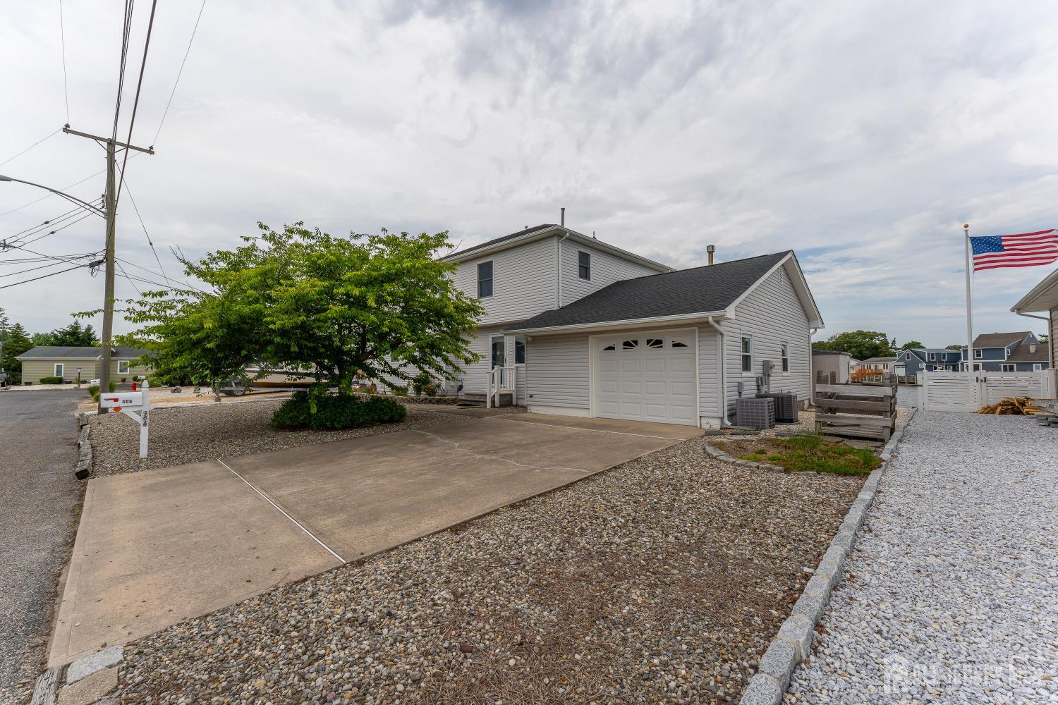 306 Richard Road Lacey NJ 08731