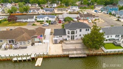 306 Richard Road Lacey NJ 08731