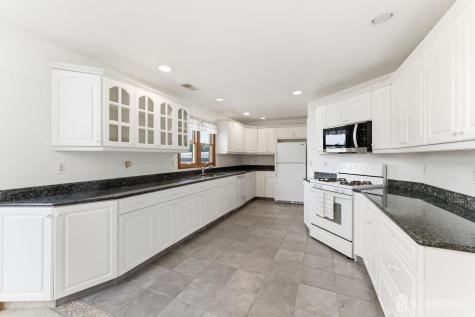 306 Richard Road Lacey NJ 08731