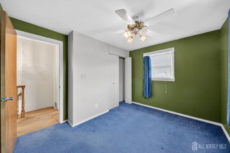 95 Pine Street Iselin NJ 08830
