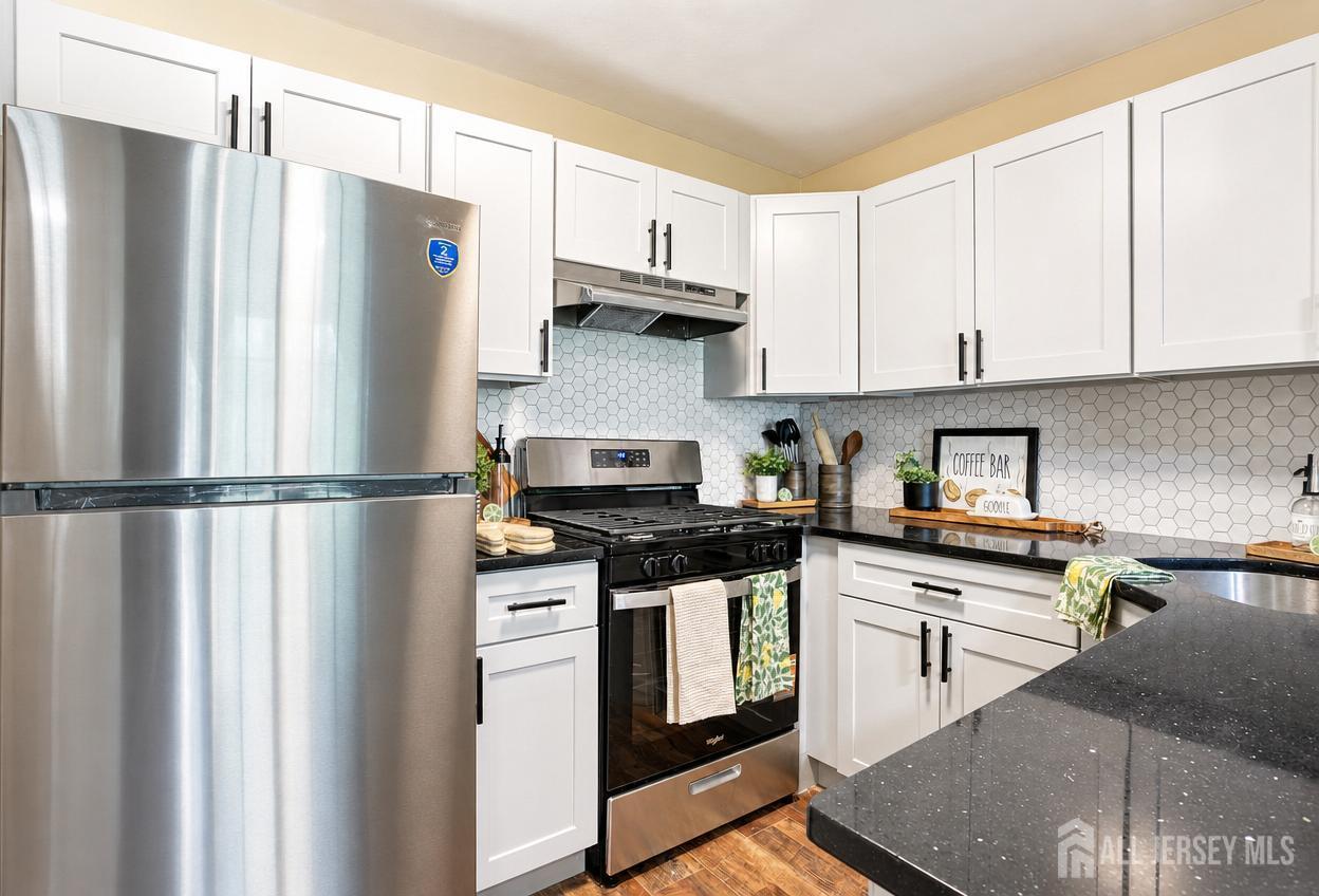 9 Tanglewood Court South Brunswick NJ 08852