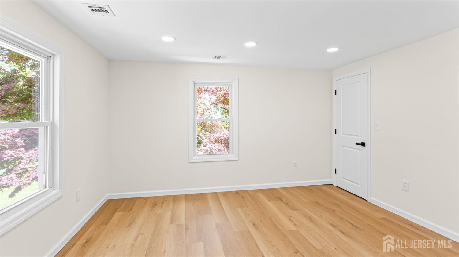 17 Henry Street Freehold Boro NJ 07728