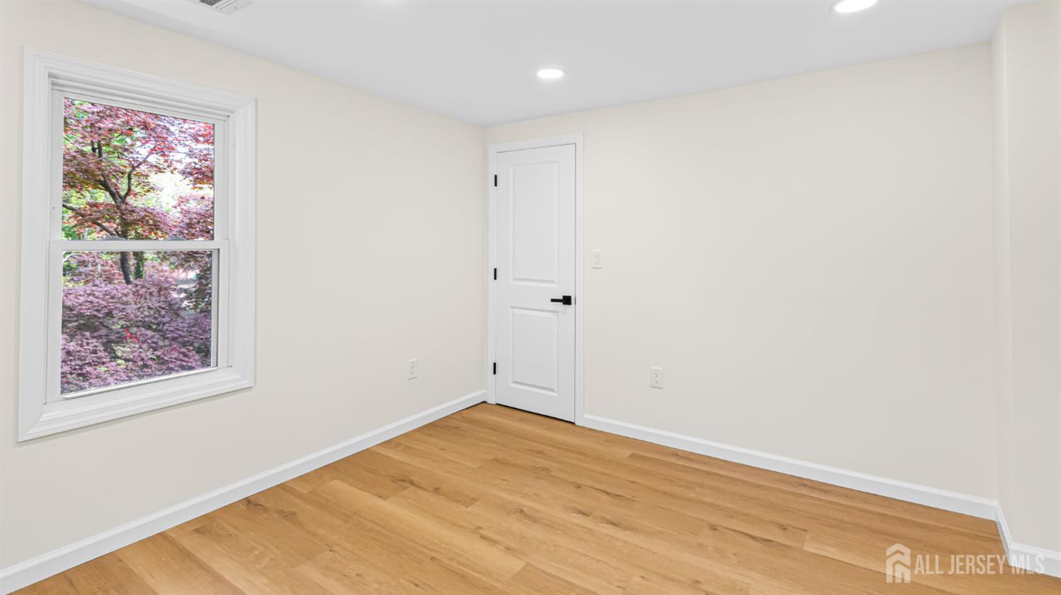 17 Henry Street Freehold Boro NJ 07728
