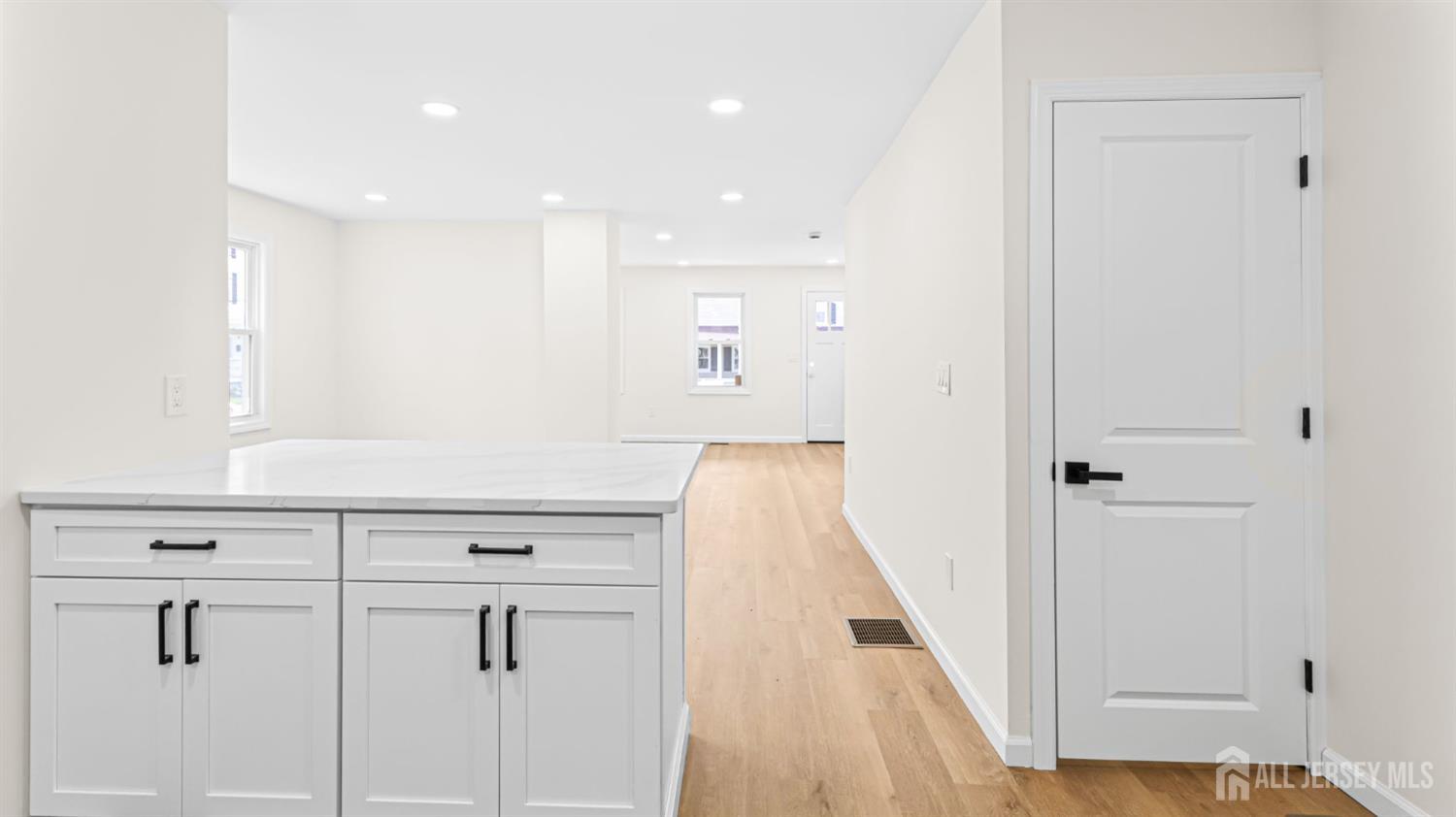 17 Henry Street Freehold Boro NJ 07728