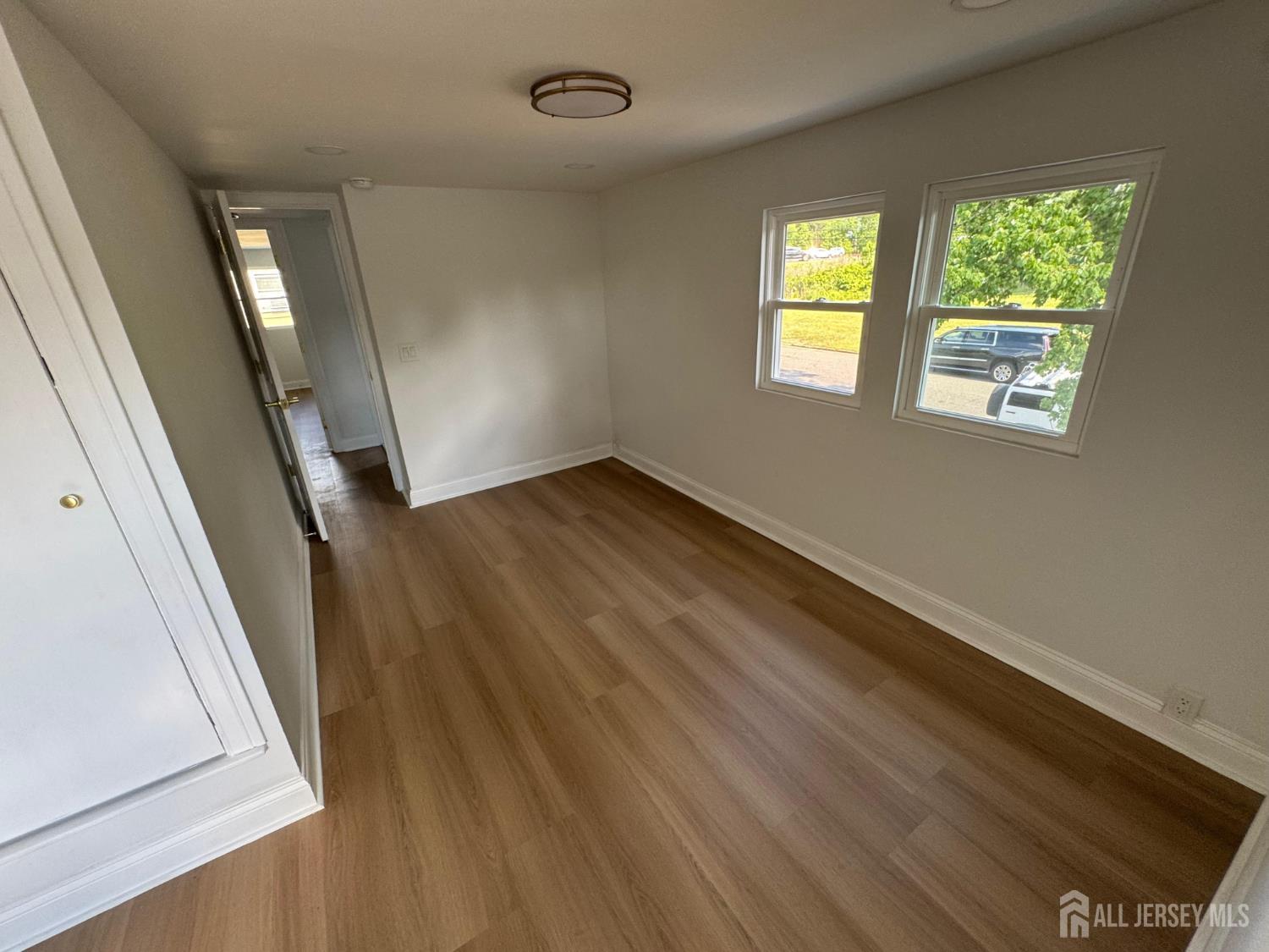 109 W Arthur Place Iselin NJ 08830