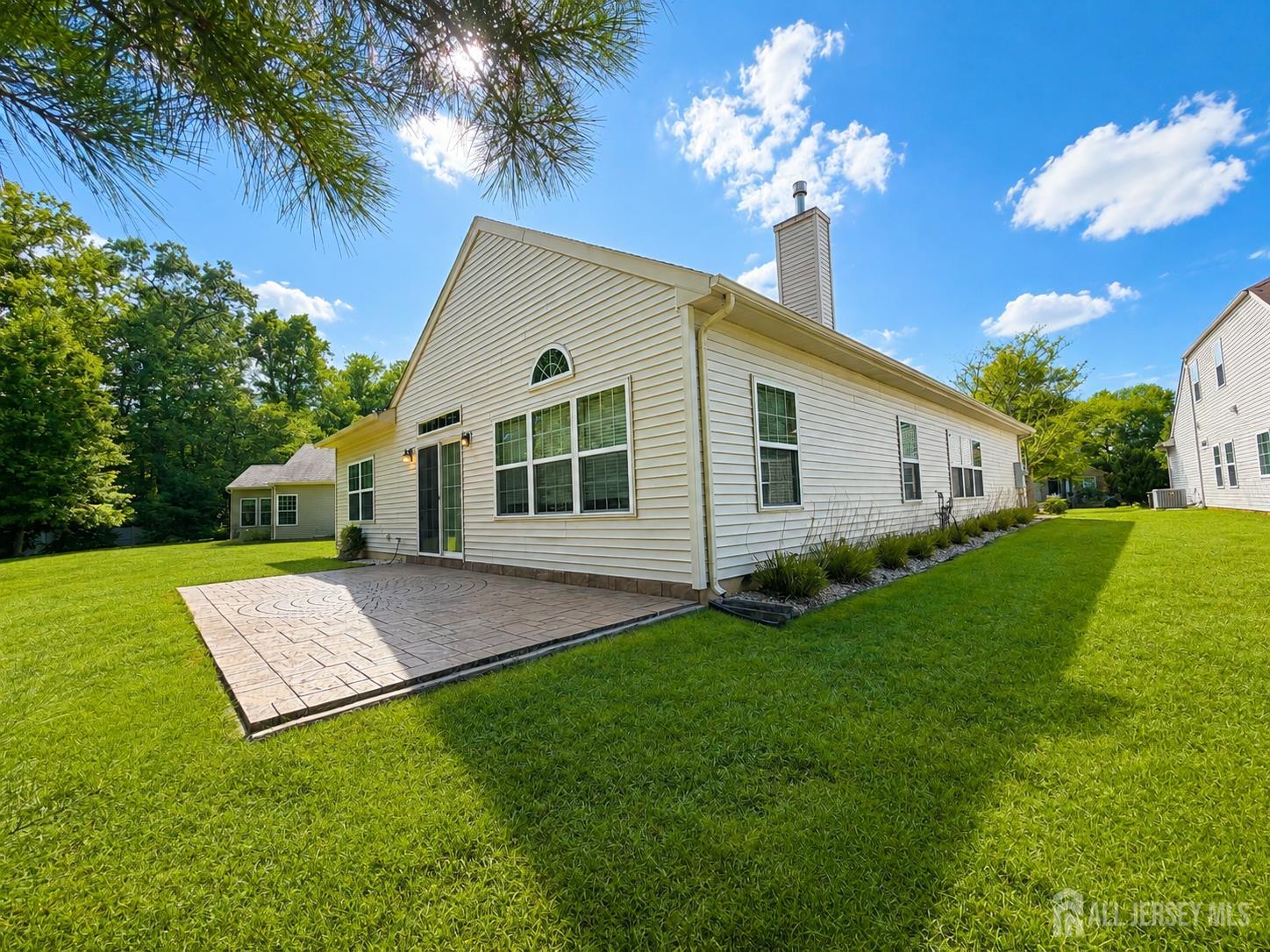 111 Fontaine Court Monroe NJ 08831