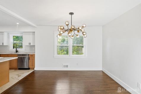 684 West Avenue Sewaren NJ 07077