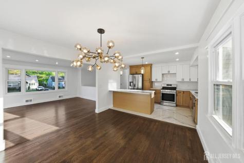 684 West Avenue Sewaren NJ 07077