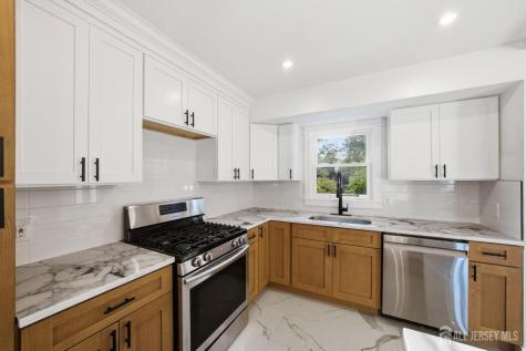 684 West Avenue Sewaren NJ 07077