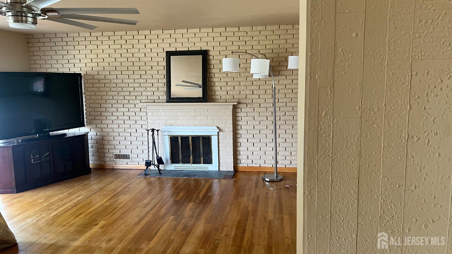 19 Reeds Road Tinton Falls NJ 07724