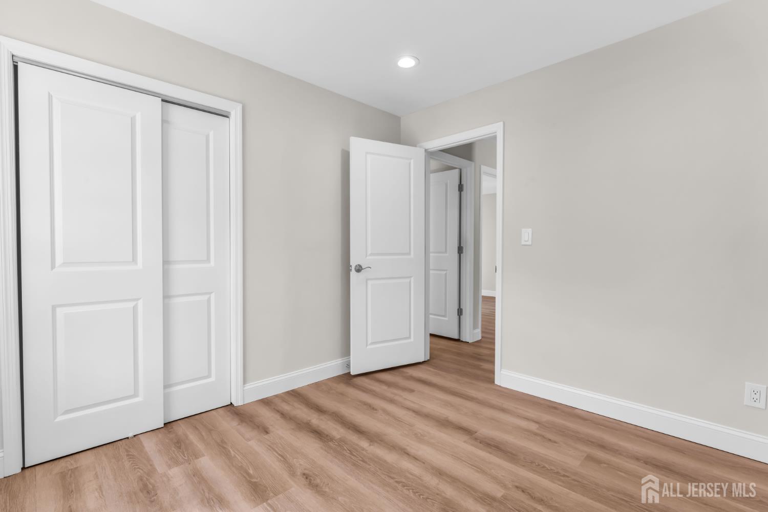 168 Milton Avenue Aberdeen NJ 07721